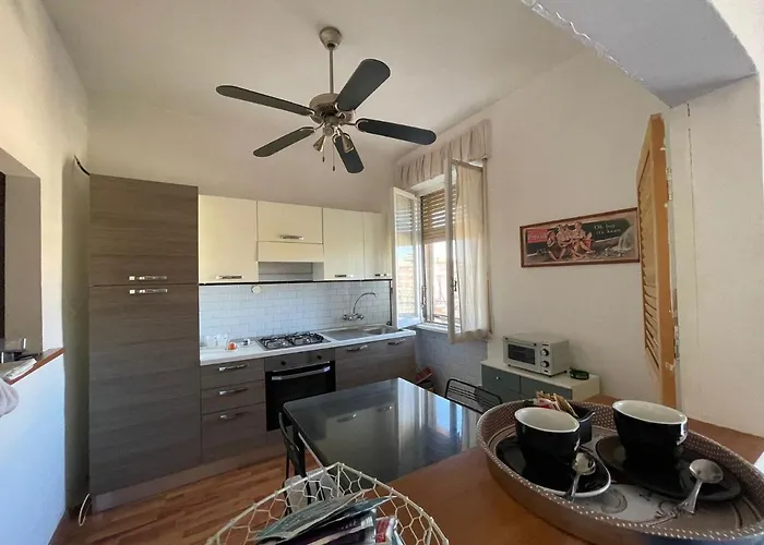 Stazione Apartamento *